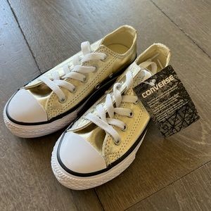 Kids Gold Converse size 11.5 toddler/small kid NEW